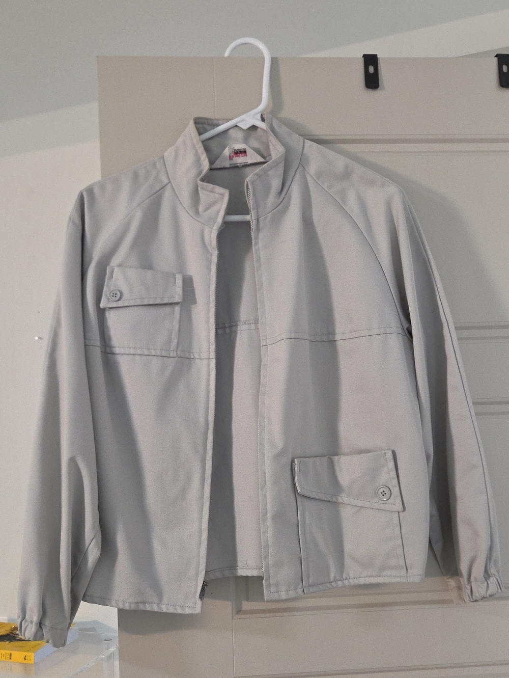 Light Gray Casual Jacket with Button Flap Pockets